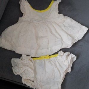 Gap Baby girl 2 piece out